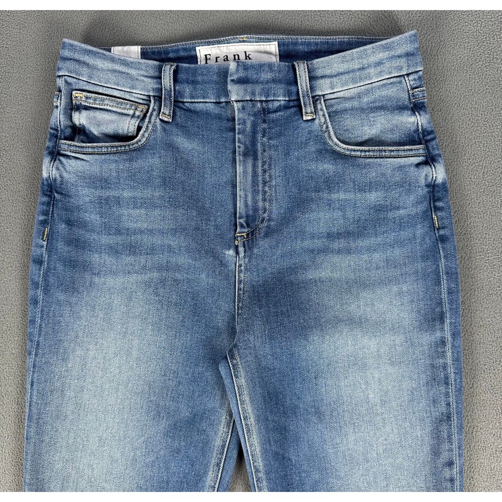 Frank Eileen Jeans 27 Blue Derry Dream Denim Straight Frayed Hem Quiet Luxury